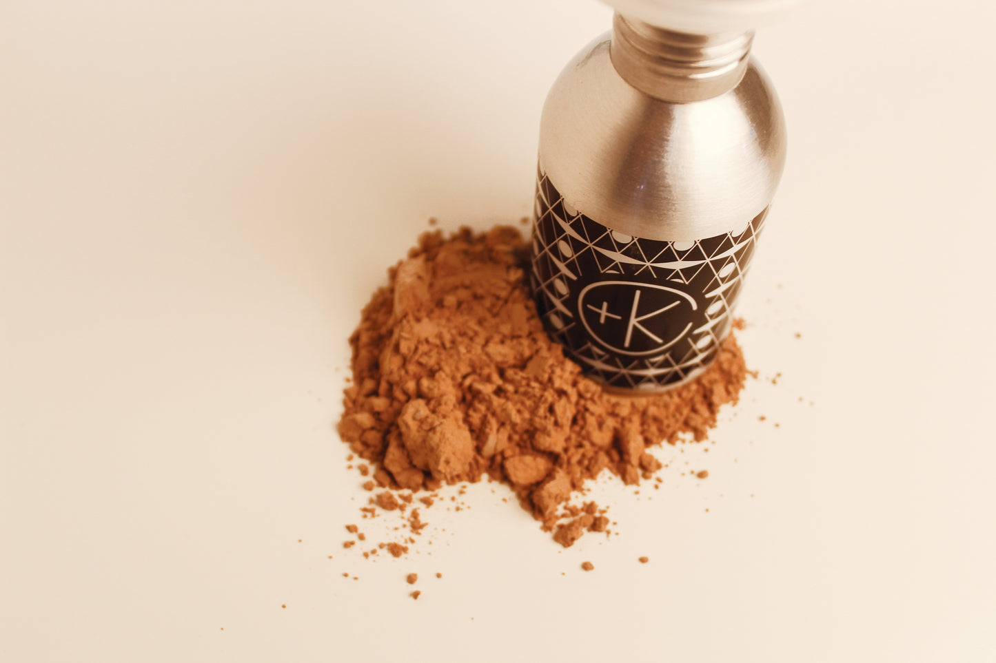 CULT + KING HAIR POWDER DARK 1.6 OZ